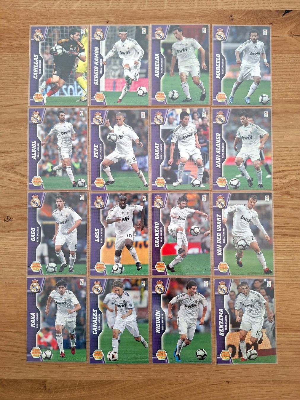 Panini Sammelbilder & Trading cards: PANINI MEGACRACKS 2010-2011 REAL MADRID – Gebraucht aus St. Gallen von Matrix023