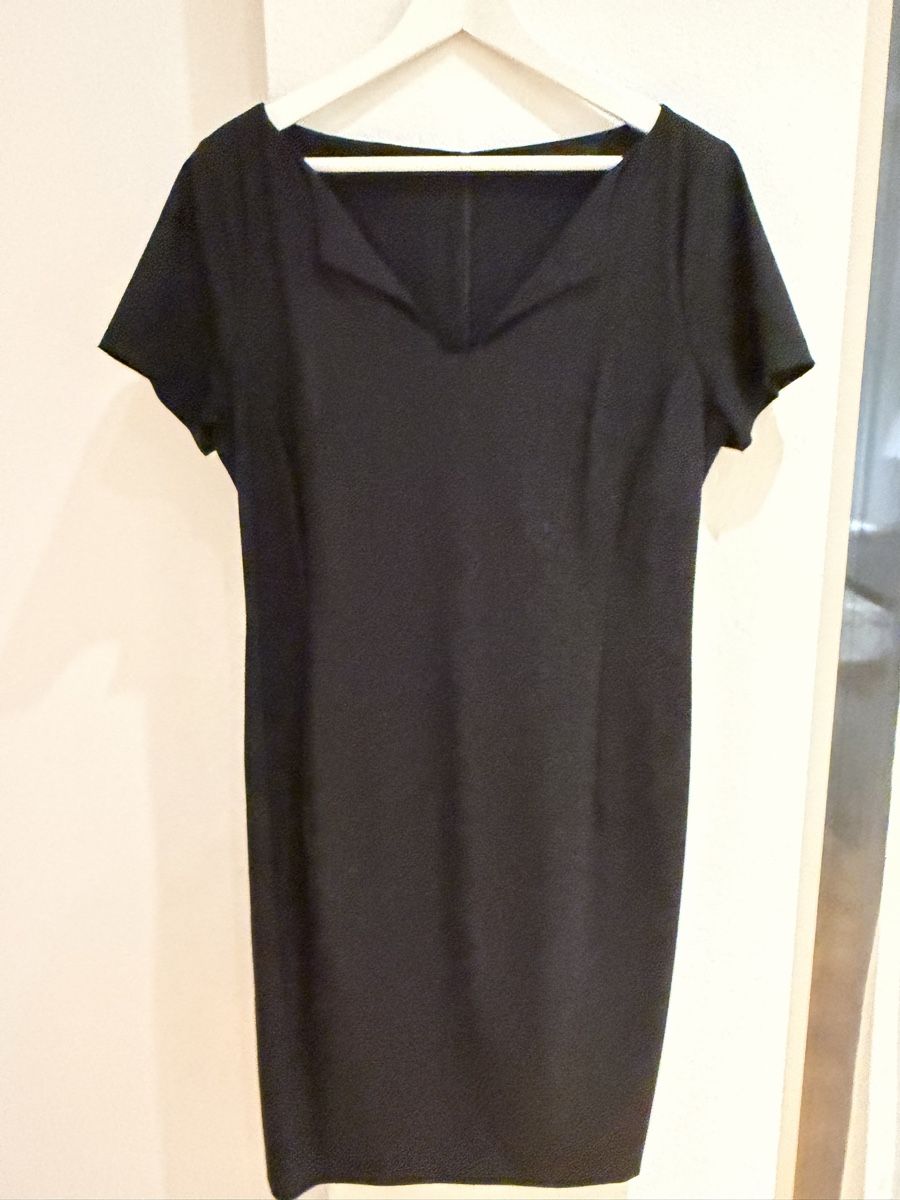 Kleider: Piazza Sempione Kleid Schwarz Grösse 48 IT – Gebraucht aus Zürich von giu_f78m