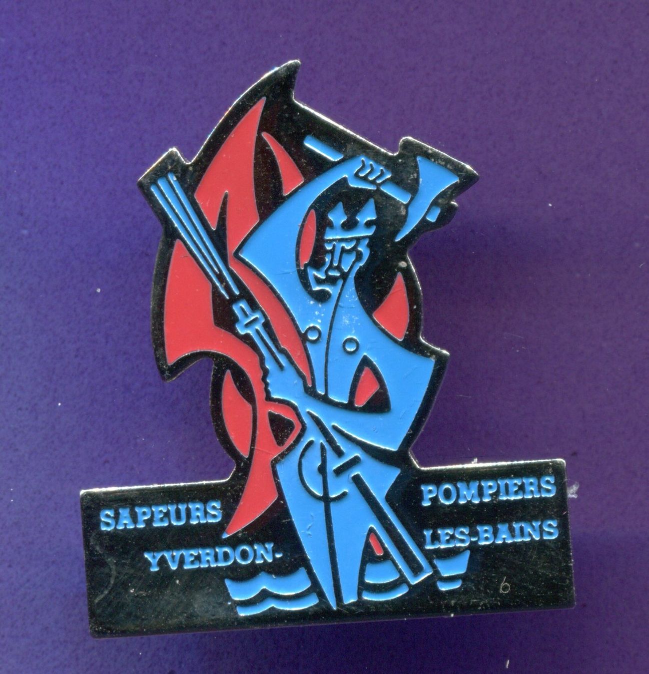 Placchette & Badge: SAPEURS-POMMIERS	 YVERDON – Usato da Winterthur venduto da Sammleroase