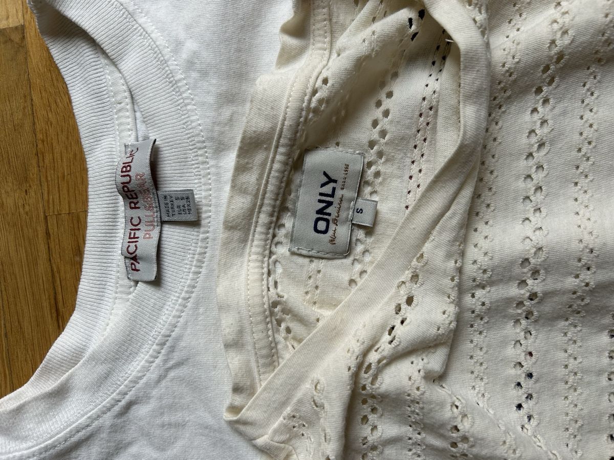 Lotti di vestiti: 2 T-Shirts Gr. S  – Usato da Winterthur venduto da Guizza93 1