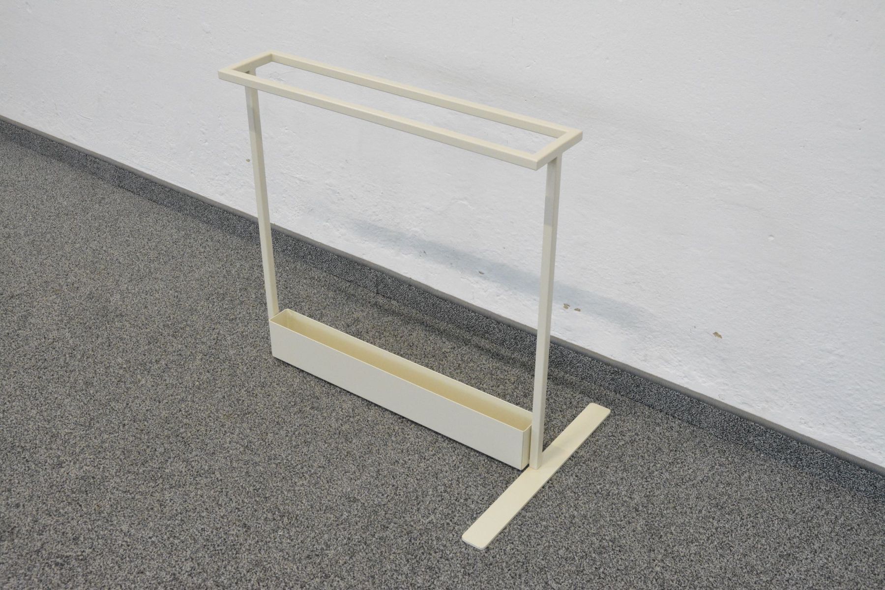 Scaffali: Schönbuch Skid Schirmhalter Perlweiss – Usato da Schönenwerd venduto da mcofficeshop 2