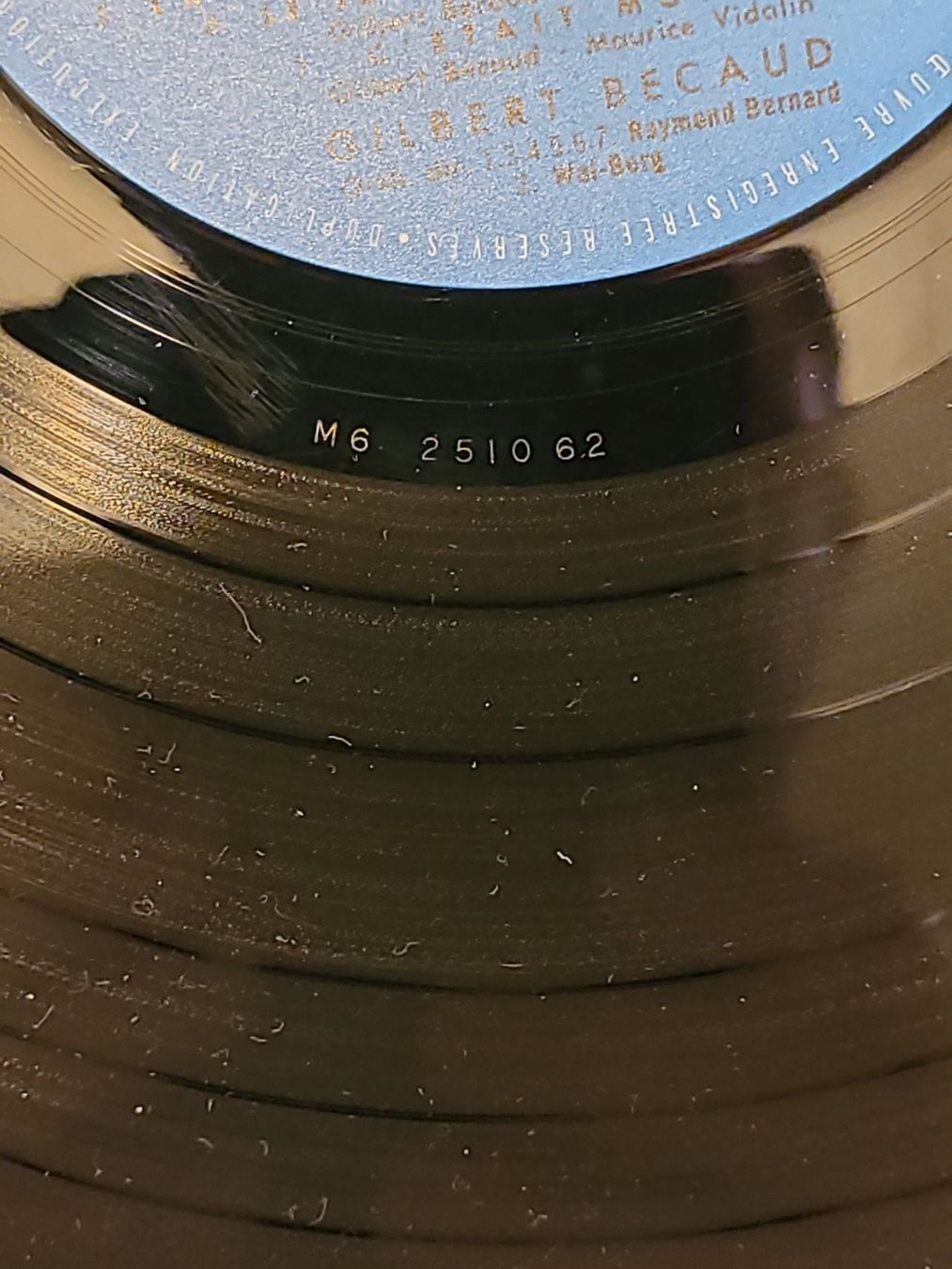 Dischi in vinile: Vinyle Gilbert Bécaud "Age Tendre" 33T – Usato da La Chaux-de-Fonds venduto da reu_kx5l 4