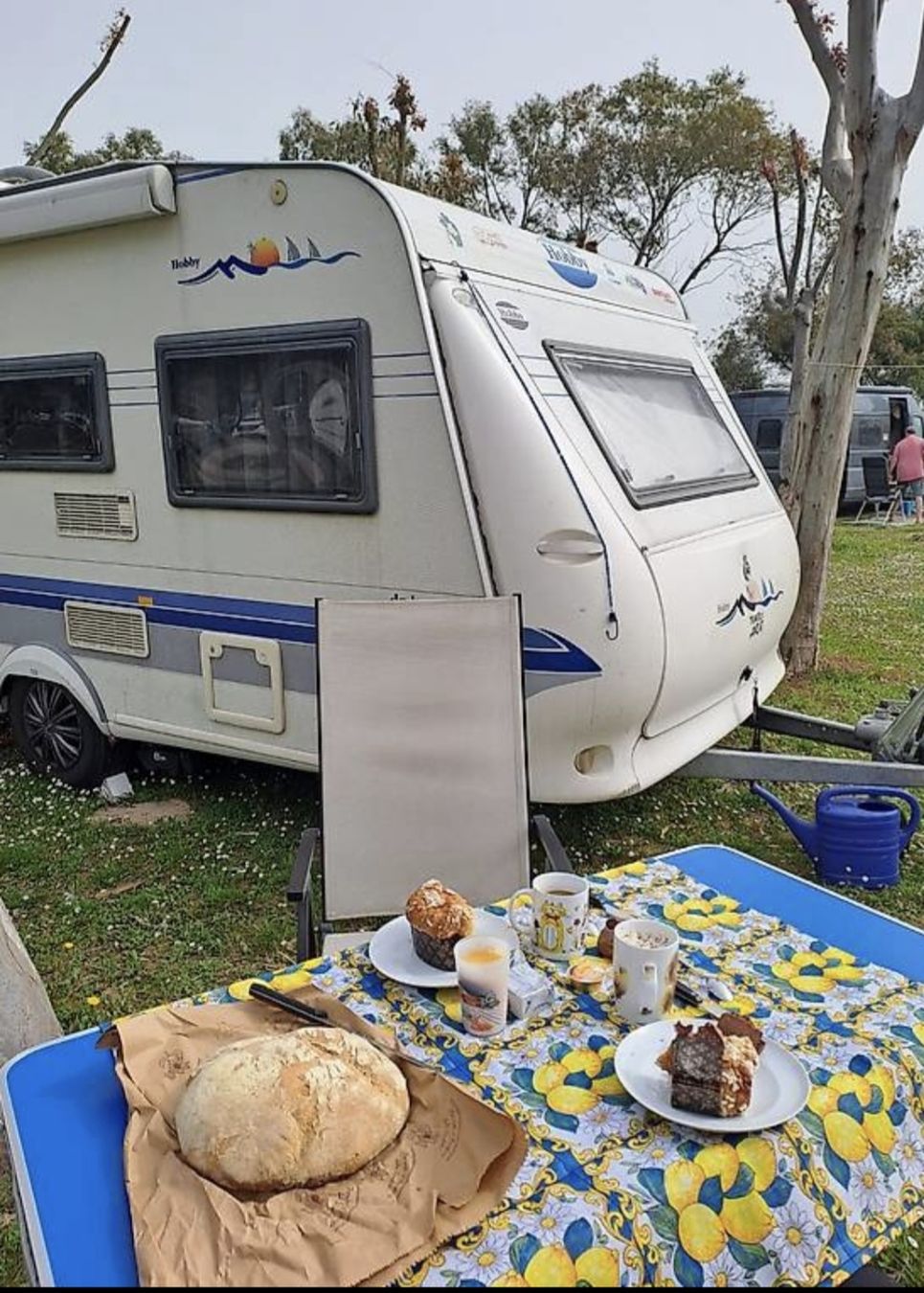 Hobby Camping Fahrzeuge: Noleggio roulotte - Miete Wohnwagen – Gebraucht aus Monteggio von Michele07