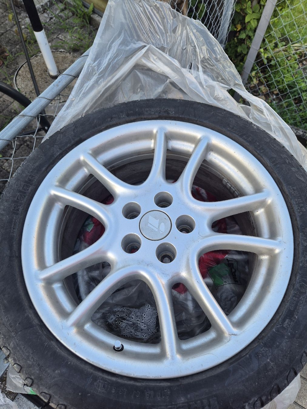 Pneumatici & Ruote complete: 4 ganze Räder 17 Zoll  – Usato da Vilters venduto da Fleiflomi