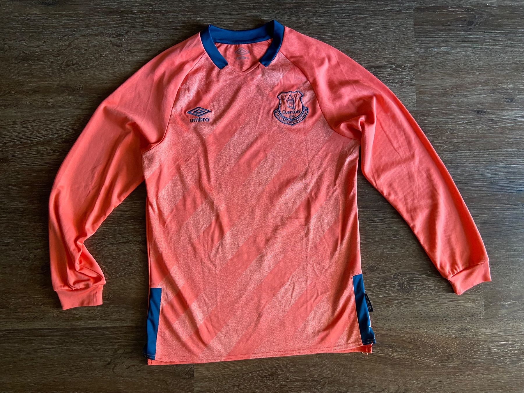 Umbro Canottiere & Pantaloni: FC Everton Trikot Gr. M – Usato da Muttenz venduto da bargain_hunter