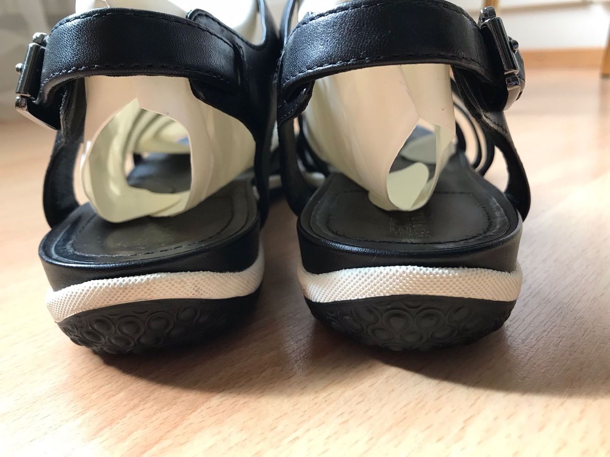Scarpe da donna: Geox Damen Sandale Grösse 25.5 Leder – Usato da Oberwil BL venduto da Gutundsuperklein16 5
