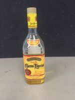 Tequila José Cuervo Especial - Bouteille Collector entamée 