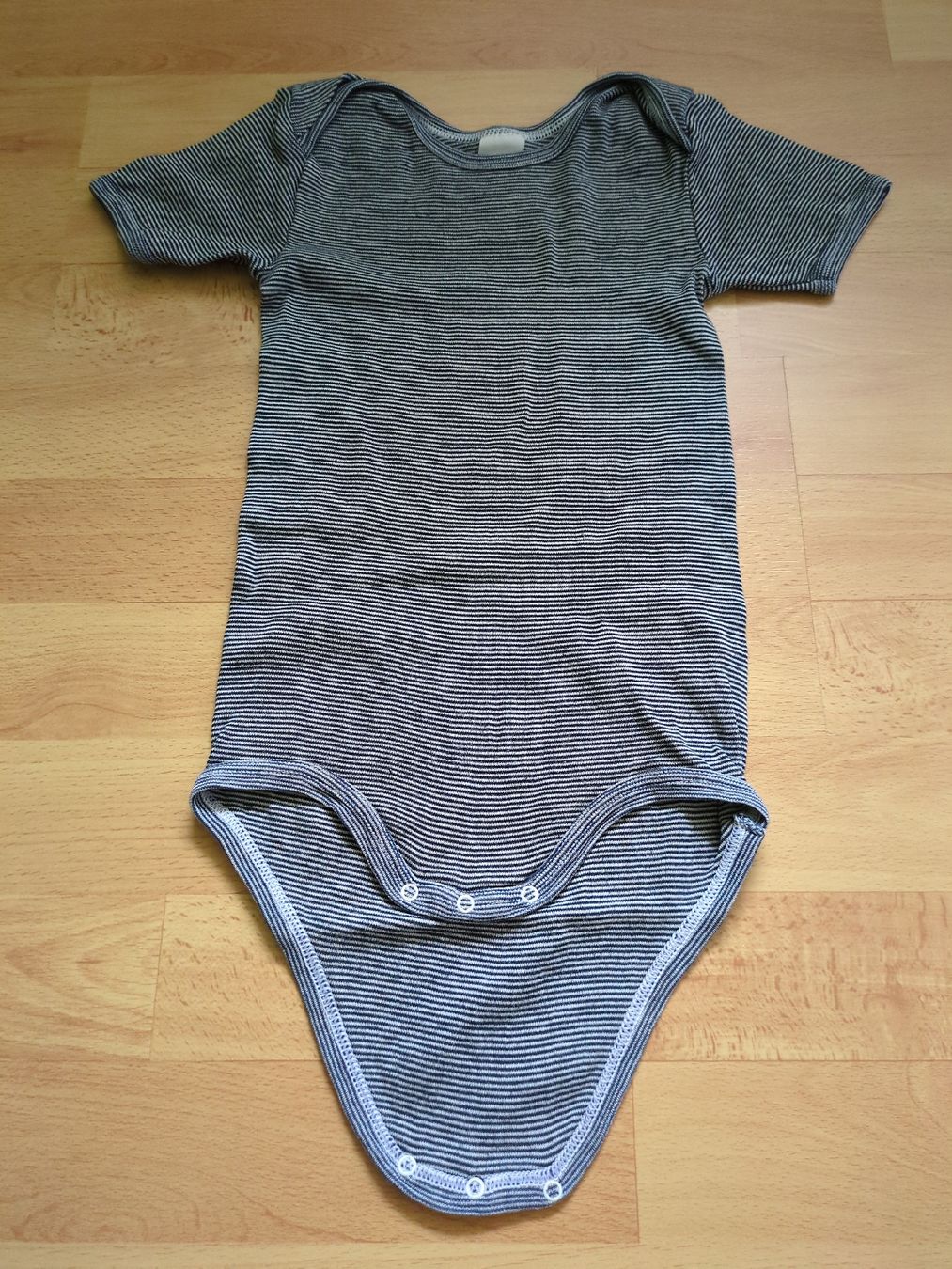 Lotti & Set di vestiti: Body Set Grösse 98, 3 Stk. Mickey Mouse Simba – Usato da Adlikon b. Andelfingen venduto da IlonaSp 3