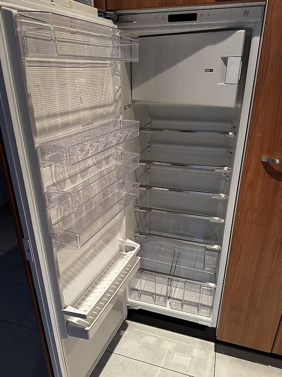 Frigoriferi: Einbaukühlschrank – Usato da Kreuzlingen venduto da sut_58j6