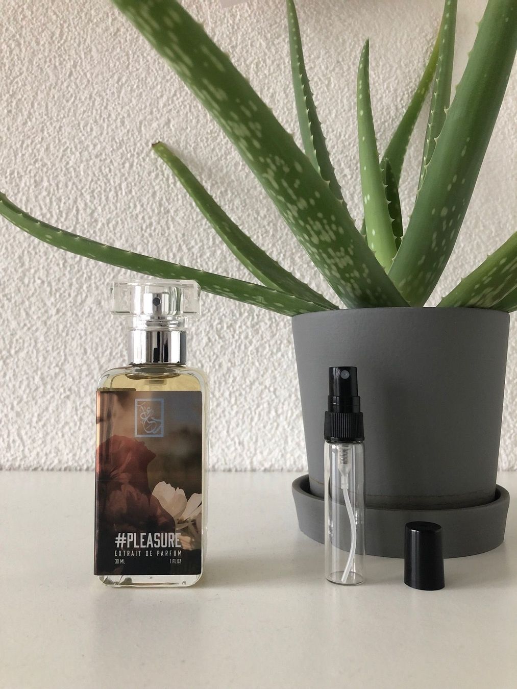 Parfum & Eau de Toilette: Dua Fragrances Pleasure 5ml Abfüllung – Neu (gemäss Beschreibung) aus St. Gallen von Marcus1996