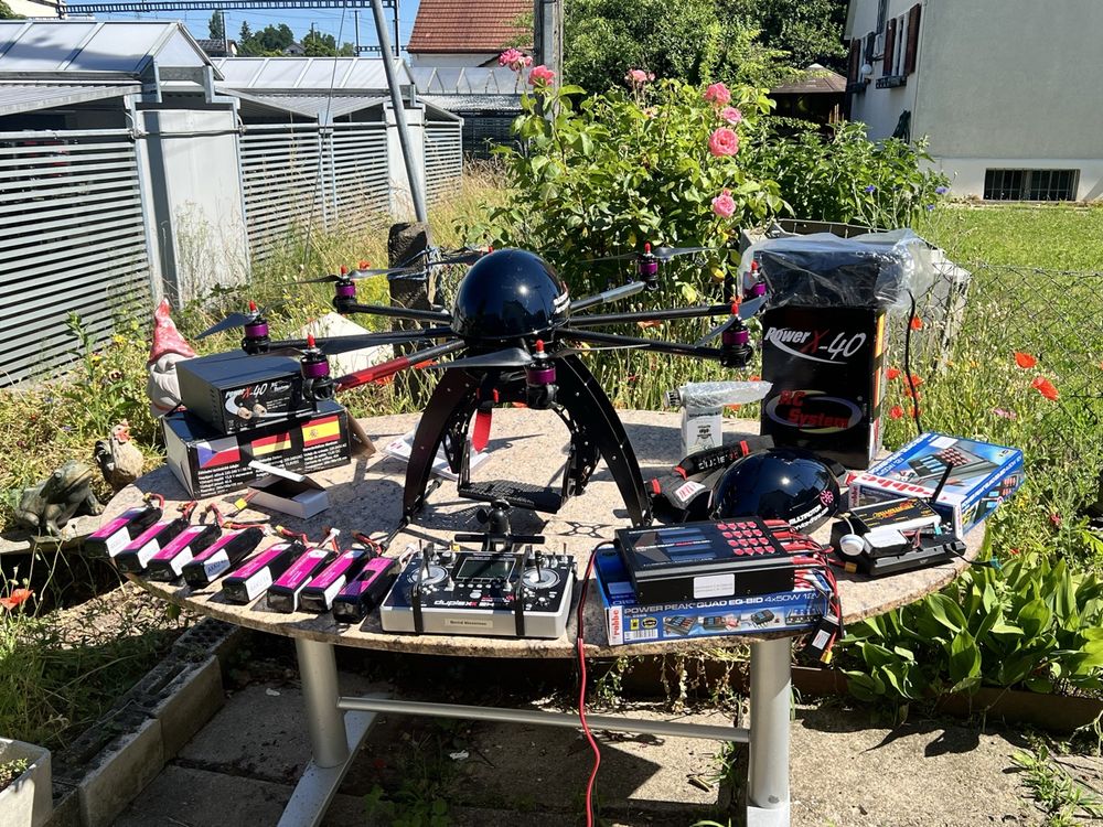 RC Kits de montage: Komplettset: Multirotor G4 Oktokopter mit viele Zubehör – D'occasion à Illnau-Effretikon par brockischweiz 1