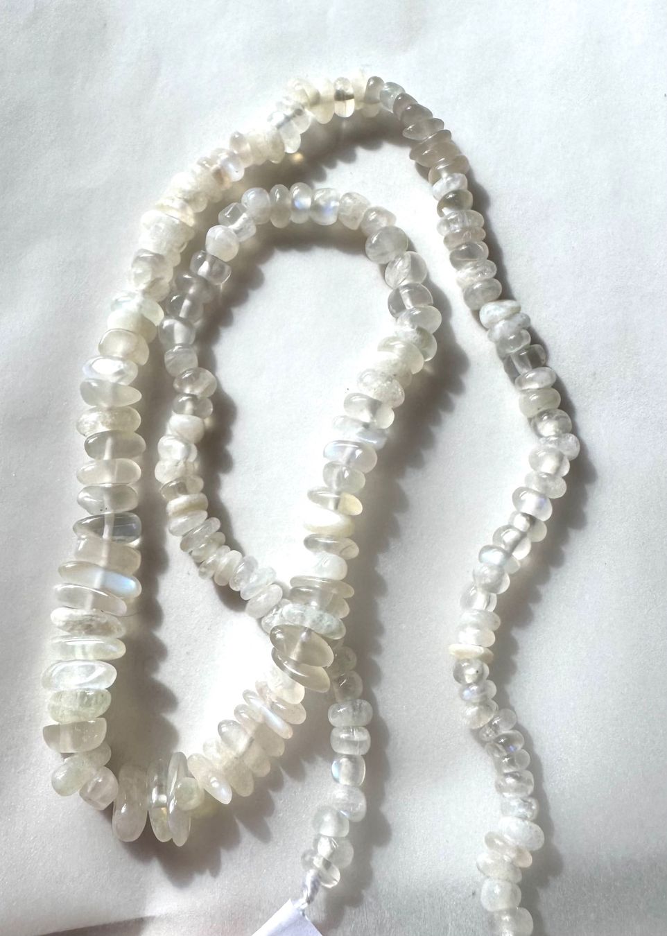 Catenine: exclusiver Mondstein wunderschön,   Strang       mit "Feuer" – Nuovo e nell'imballaggio originale da Leuggern venduto da gemshow 6
