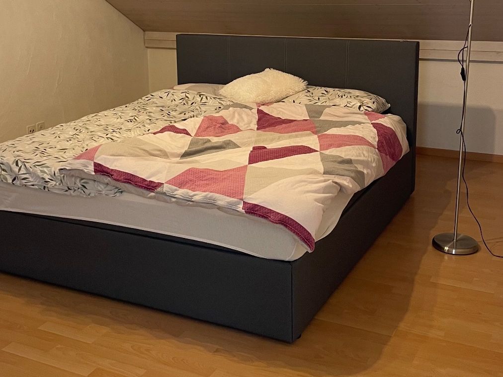 Betten: Verkaufe neues Boxspringbett – Gebraucht aus Rothenthurm von ltr_ztc6