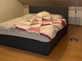 Verkaufe neues Boxspringbett