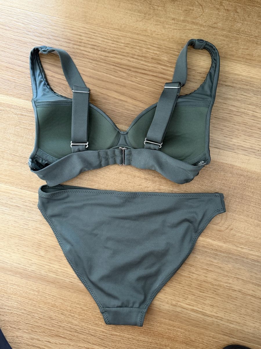 H&M Costumi da bagno & Bikini: Bikini Set Grün – Nuovo (secondo la descrizione) da Wil SG venduto da fam_r6xv 1