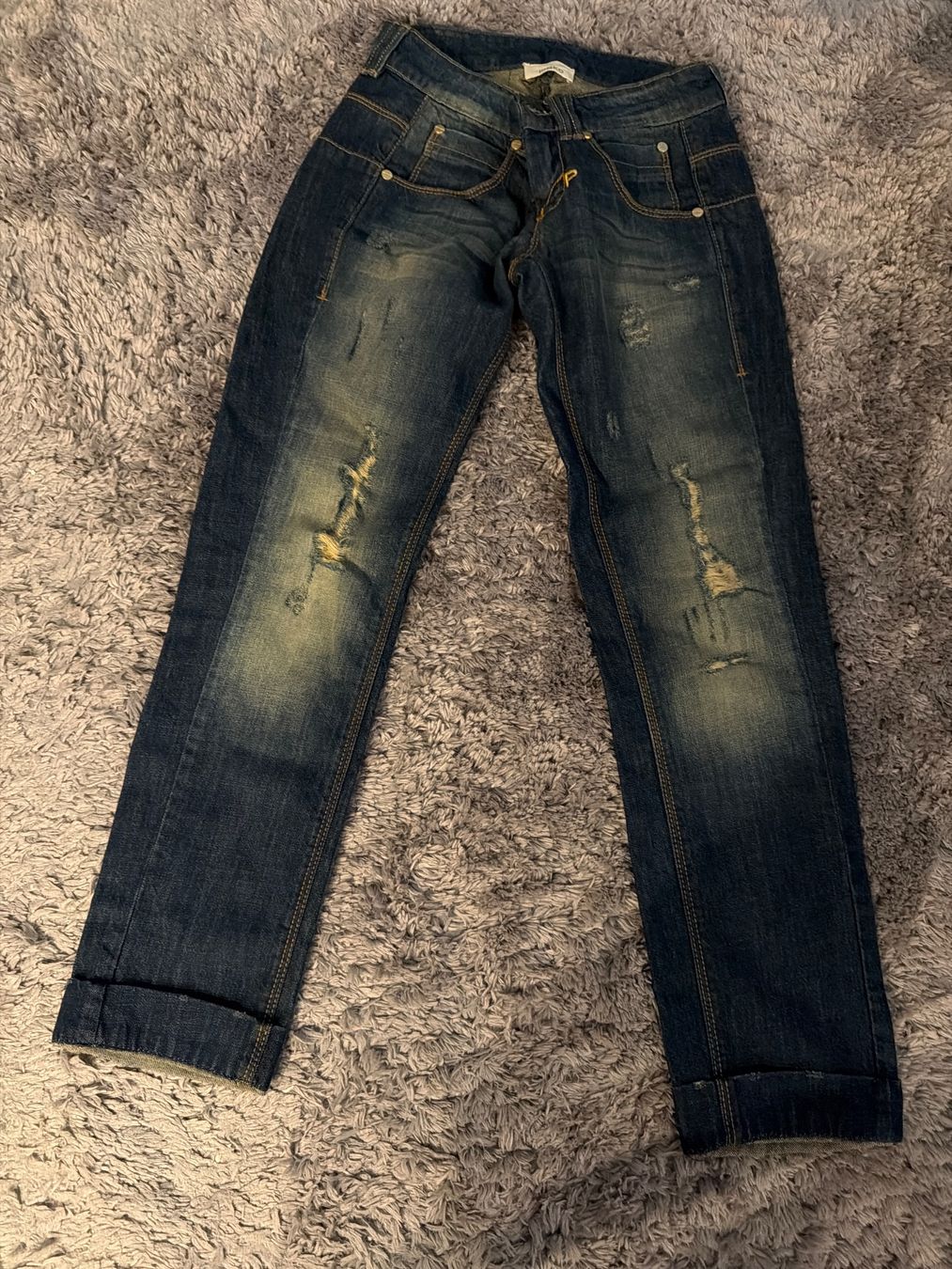 Pinko Jeans: Jeans Pinko – Nuovo (secondo la descrizione) da Zürich venduto da lcl_r88r
