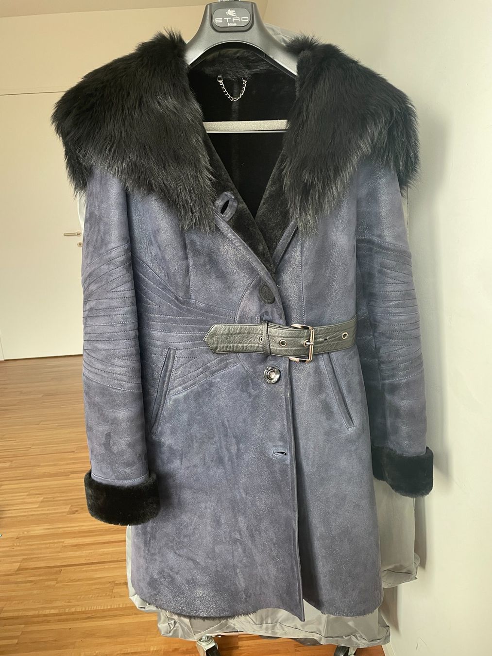 Mäntel: Lammfell Mantel / Shearling – Gebraucht aus Zürich von nao_6f5t