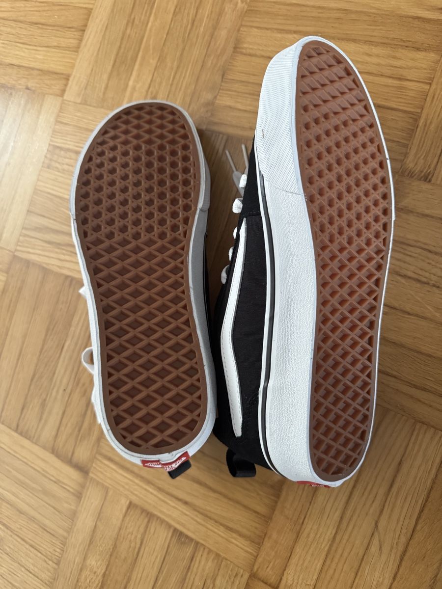 Vans Chaussures hommes: VANS Gr. 41 – Neuf avec emballage d'origine à Wetzikon ZH par tuna83 2