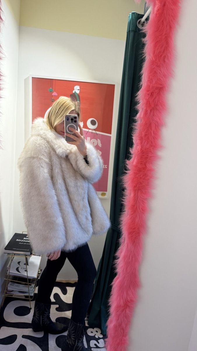 Cappotti: Faux Fur Coat – Nuovo (secondo la descrizione) da Renens VD venduto da sem_z72p 3