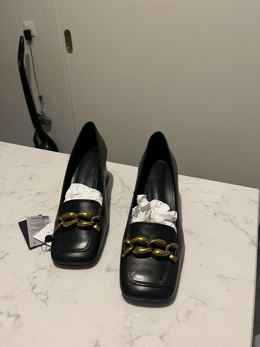 Massimo Dutti Scarpe da donna: Massimo Dutti Leather Block Heel Chain Loafers, EU 39 – Nuovo (secondo la descrizione) da Mies venduto da nic_yk5d 2