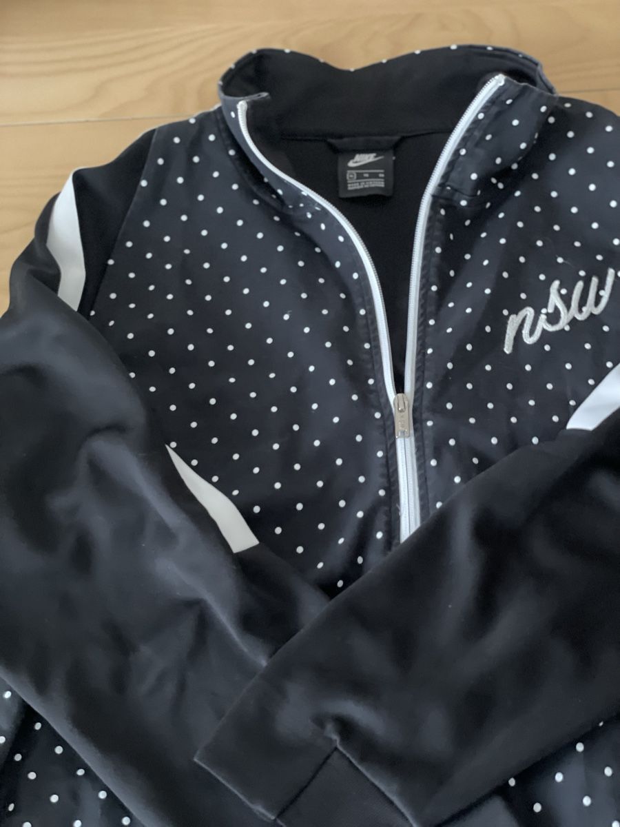 Nike Pulls & Sweat-shirts: Pull Nike  – Neuf (Voir description) à Nyon par ombles10 1
