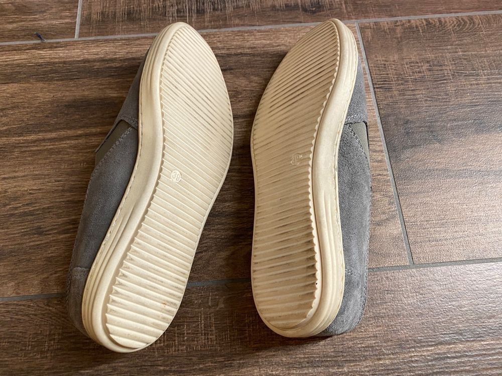 Damenschuhe: Schöne Wildleder Schuhe,  Gr. 39 – Gebraucht aus Olten von Dickbrave 3