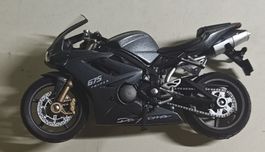 Motorrad Modell von Triumph Daytona 675. (nov637)