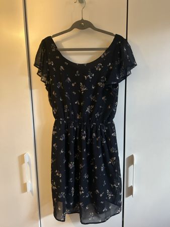 Kleid dunkelblau Blumenmuster Grösse 40 guter Zustand