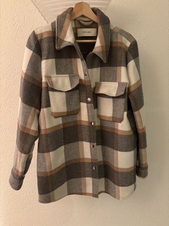 Studio Only Hemdjacke Gr. L