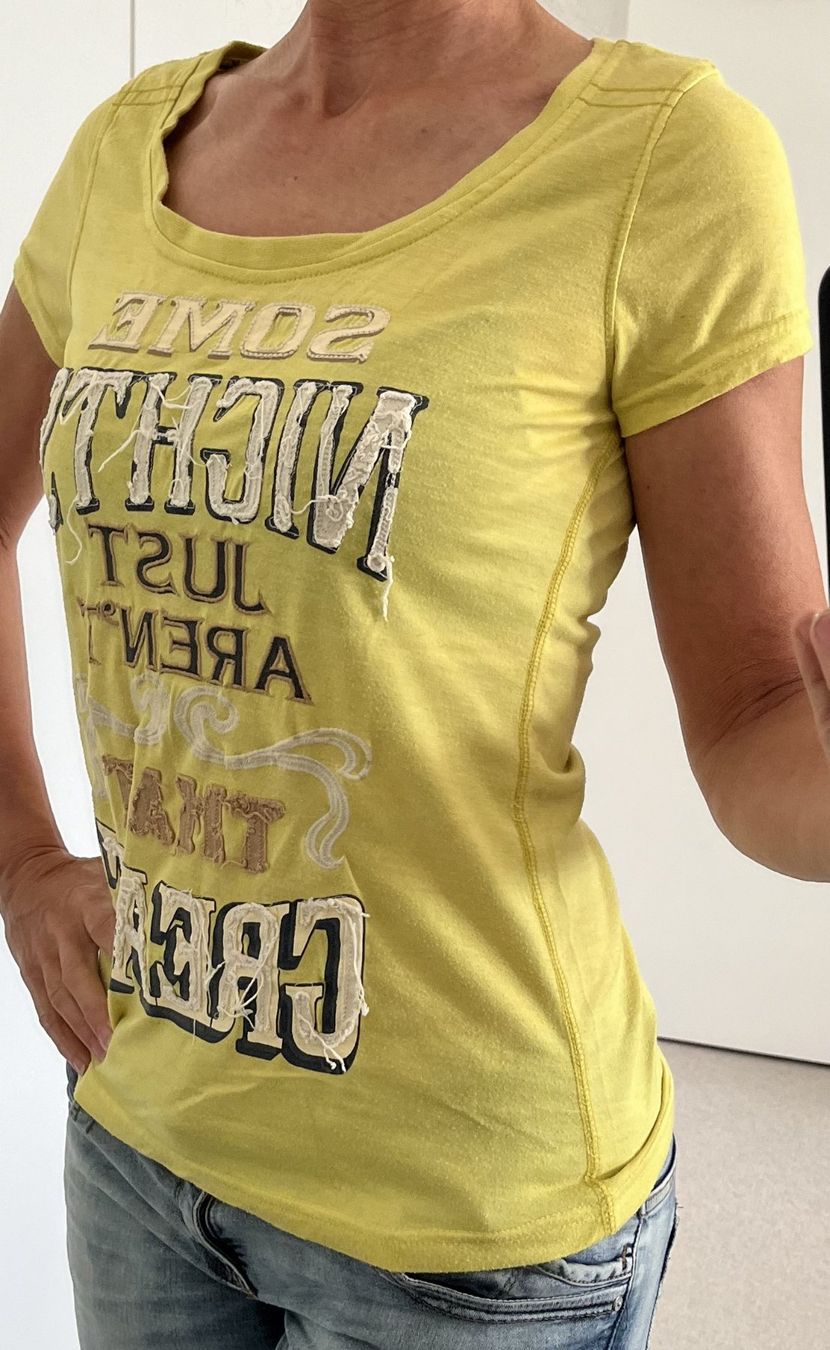 Only T-shirt: T-Shirt gelb Only Gr. S – Usato da Affoltern am Albis venduto da Blackrhythm