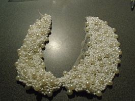 Ausschnitt aus Perlen, weiss