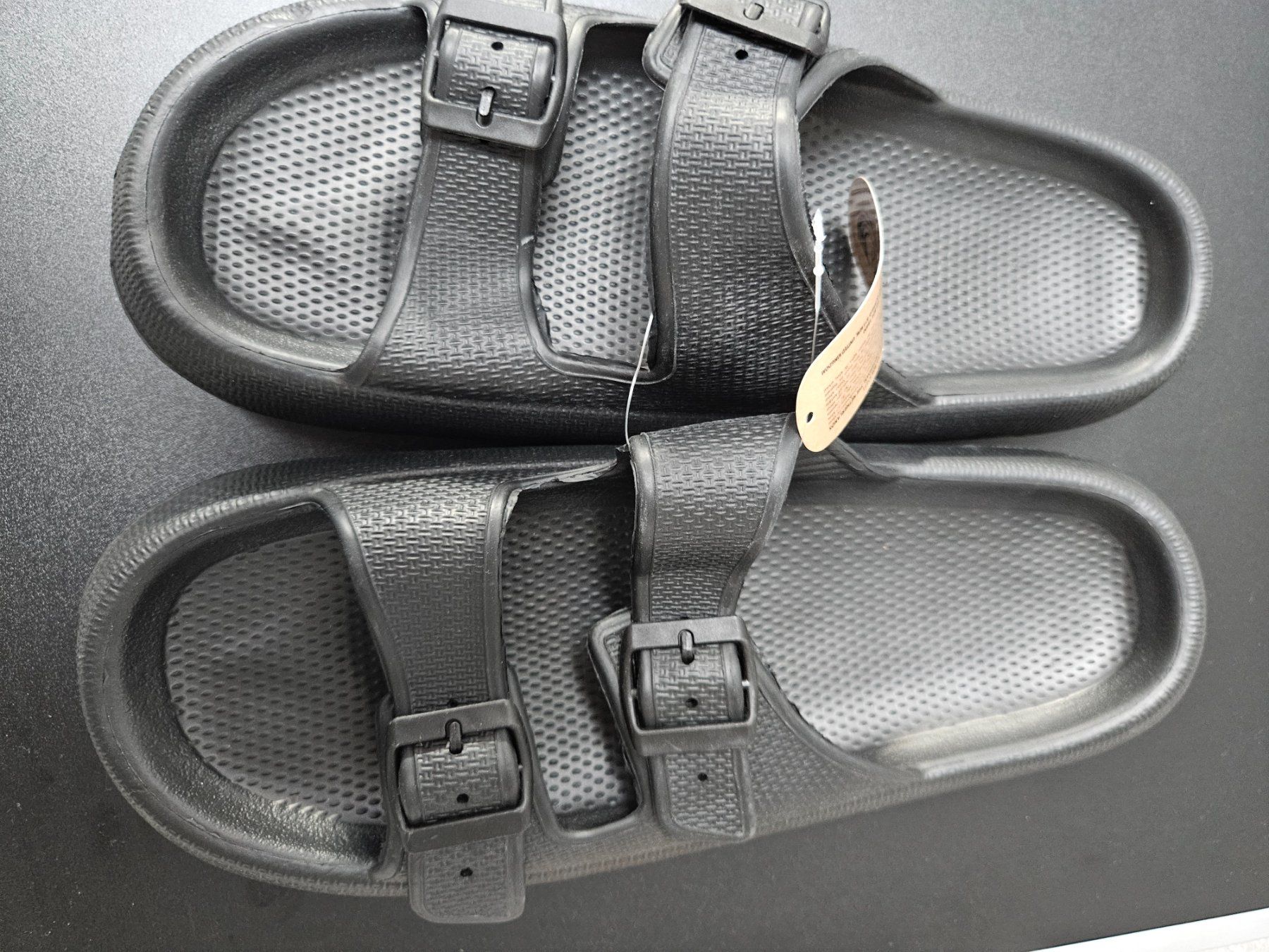 Scarpe da uomo: Neu - Hausschuh / Badeschuh Gr. 45/46 – Nuovo e nell'imballaggio originale da Dagmersellen venduto da Jarsetz_Restposten