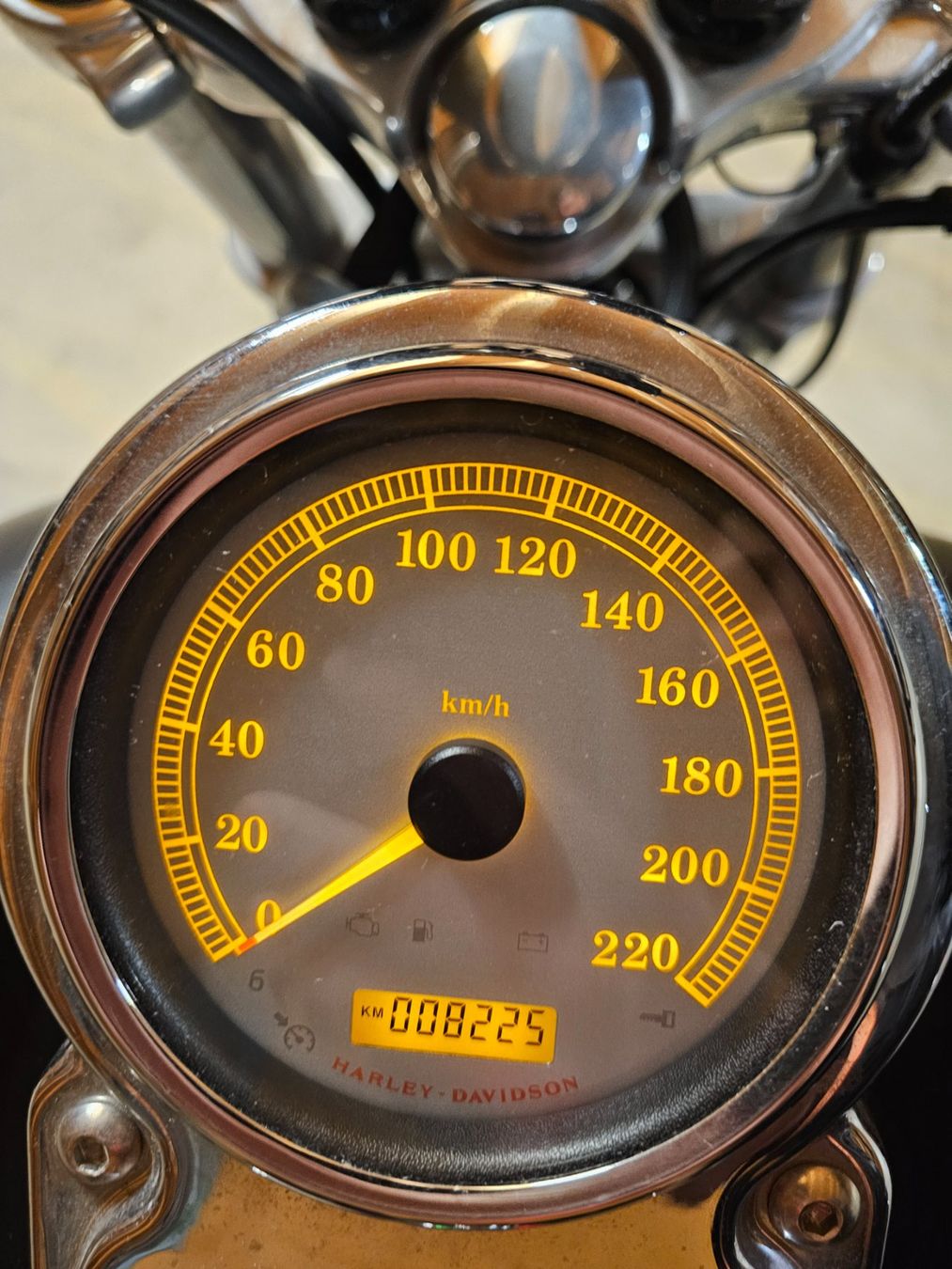 Harley-Davidson Chopper: HARLEY-DAVIDSON FXDF Dyna Fat Bob – Gebraucht aus Aarberg von eldel 3