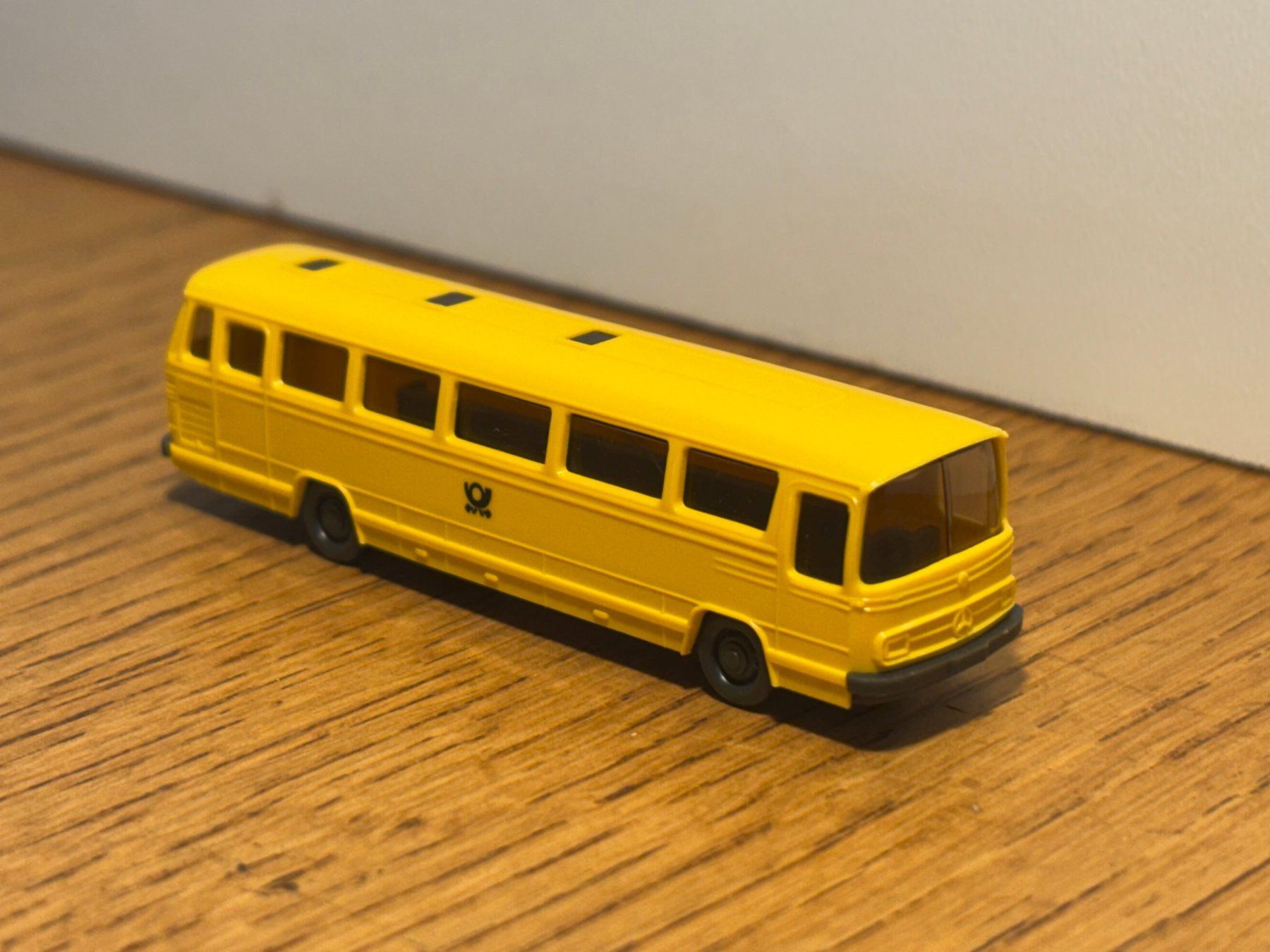 Modellini di ferrovie: M1052: Öffentlicher Bus (Spur N) – Usato da Birsfelden venduto da Birs_25