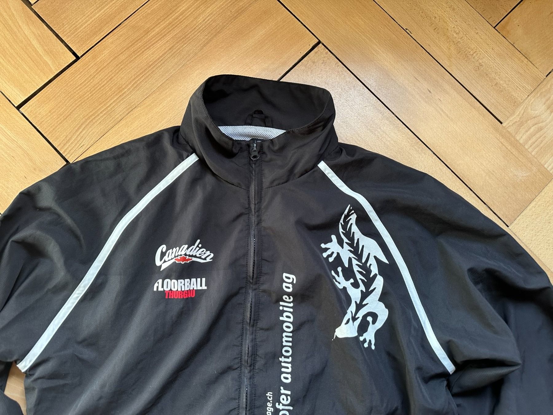 Vestes: Trainerjacke schwarz L – D'occasion à Zürich par Diazaio 1