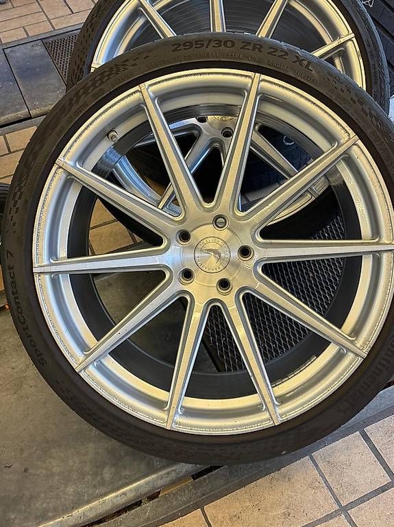 BMW Pneus & Roues: Bmw X5 e70 Komplettradsatz – D'occasion à Hausen AG par Robiir32