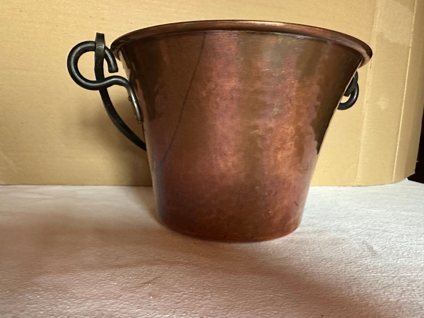 Vasi per fiori: Cache pot en cuivre Stockli – Usato da Ste-Croix venduto da BuffetSC 1