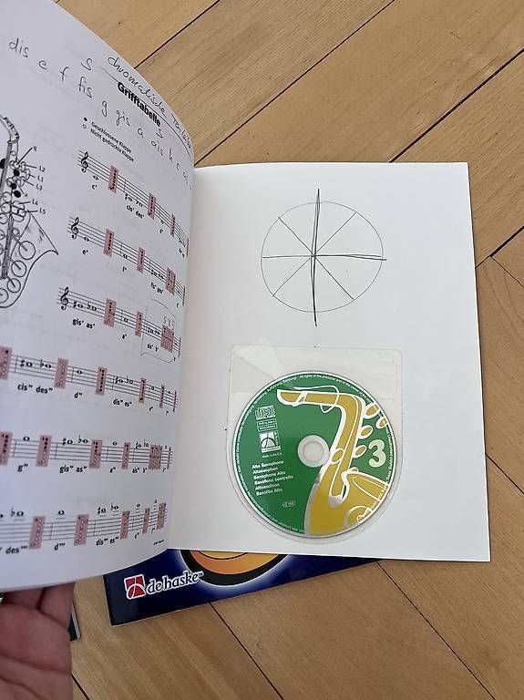 Libri: Saxophone - Notenbücher mit CD – Usato da Bern venduto da joy_p6w7 1