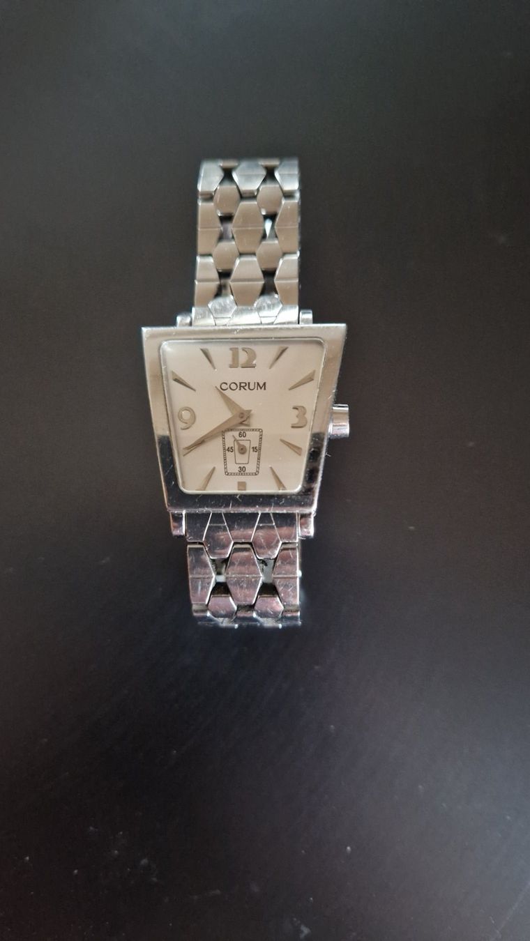 Corum Orologi: Corum Trapeze Damenuhr Quarz – Usato da Dietlikon venduto da Balo2