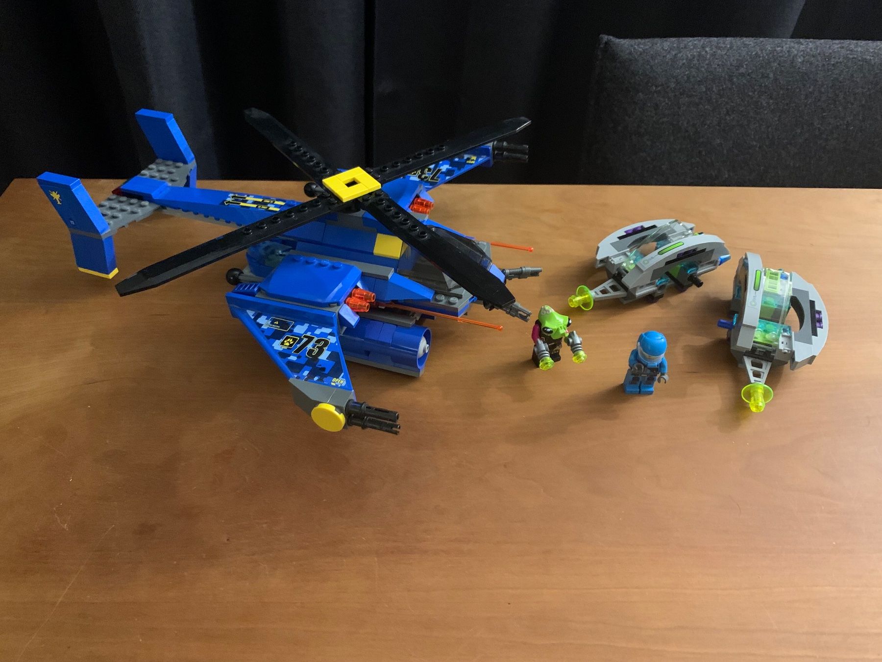 Lego Spielzeuge: Lego Alien Conquest Jet-Copter Encounter – Gebraucht aus Zürich von  1