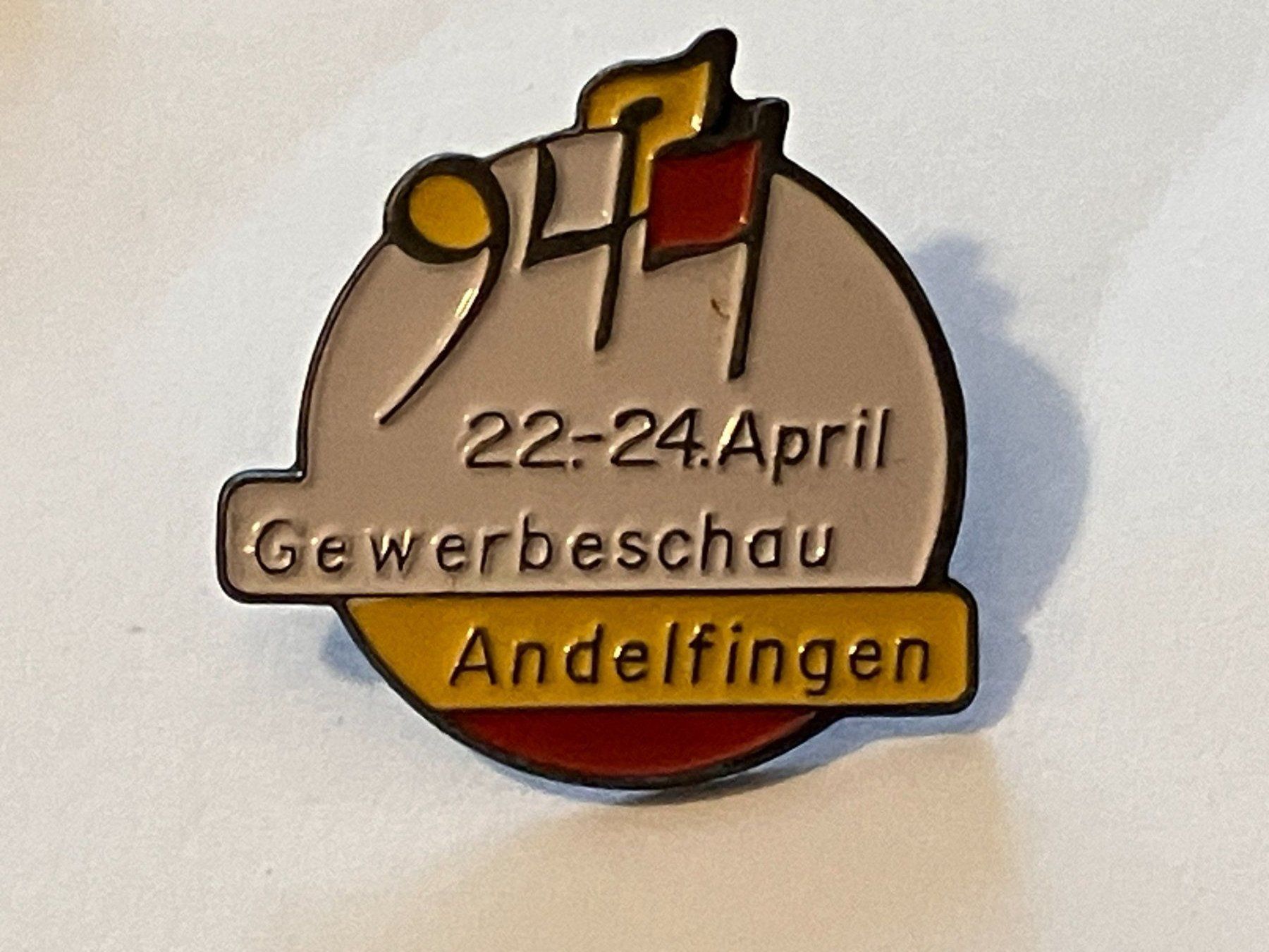 Placchette & Badge: 1 Pin Gewerbeverband Andelfingen – Usato da Basel venduto da djwwpp