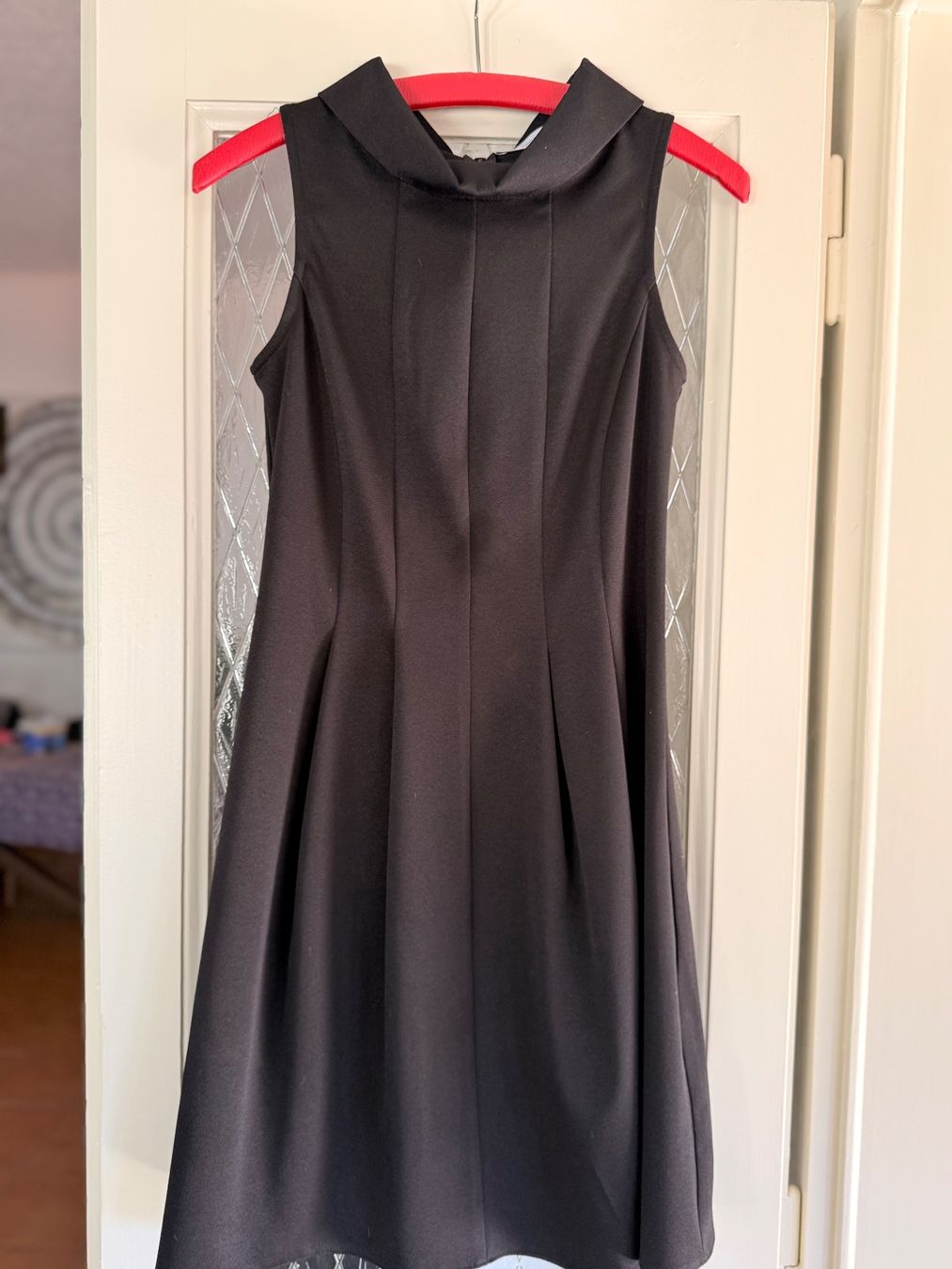Vestiti: Abito nero elegante con colletto – Nuovo (secondo la descrizione) da Bellinzona venduto da bul_mvy5