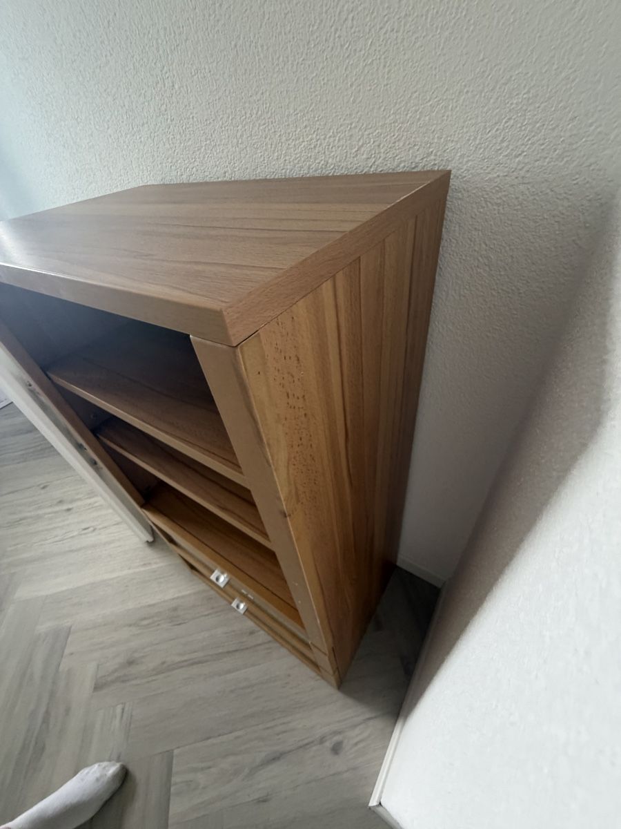 Büffets: Multimedia-Möbel mit Milchglas-Schubladen – Gebraucht aus Uster von ped_5hpw 2