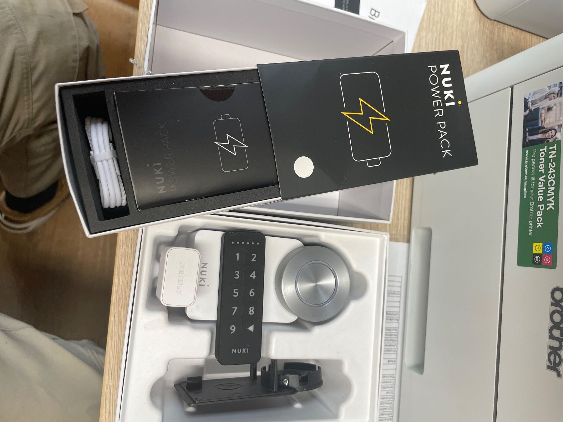 Lucchetti: Nuki Smart Lock Pro 4. Generation gebraucht weiss – Usato da Sta. Maria V. M. venduto da terza10 1