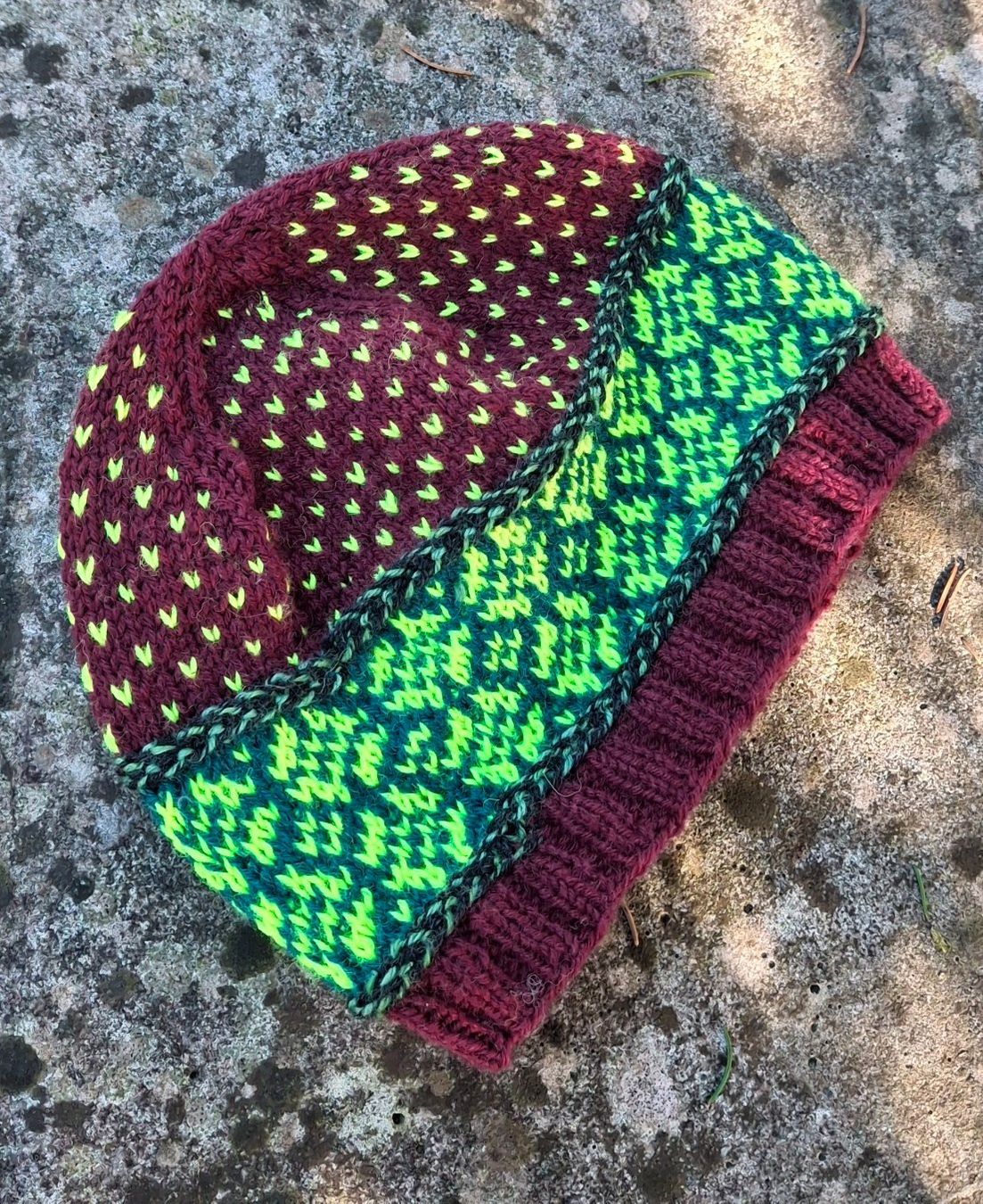 Sonstige Jungenkleidung: Mütze "Rotkäppchen2"   handgestrickt   NEU – Neu (gemäss Beschreibung) aus Langenthal von Handstrick 1