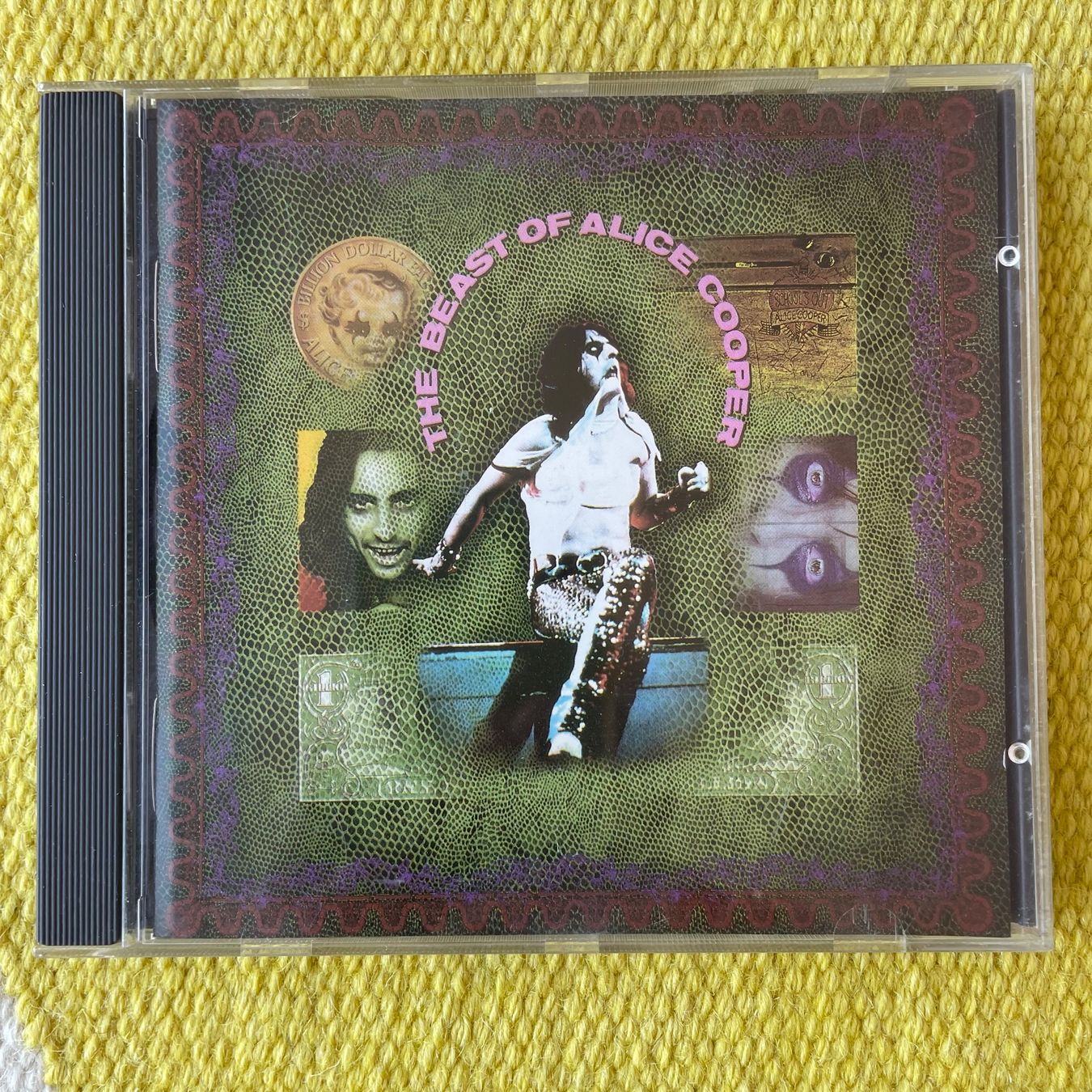 CD: ALICE COOPER-THE BEST OF – Usato da Rorschacherberg venduto da CD-Roli