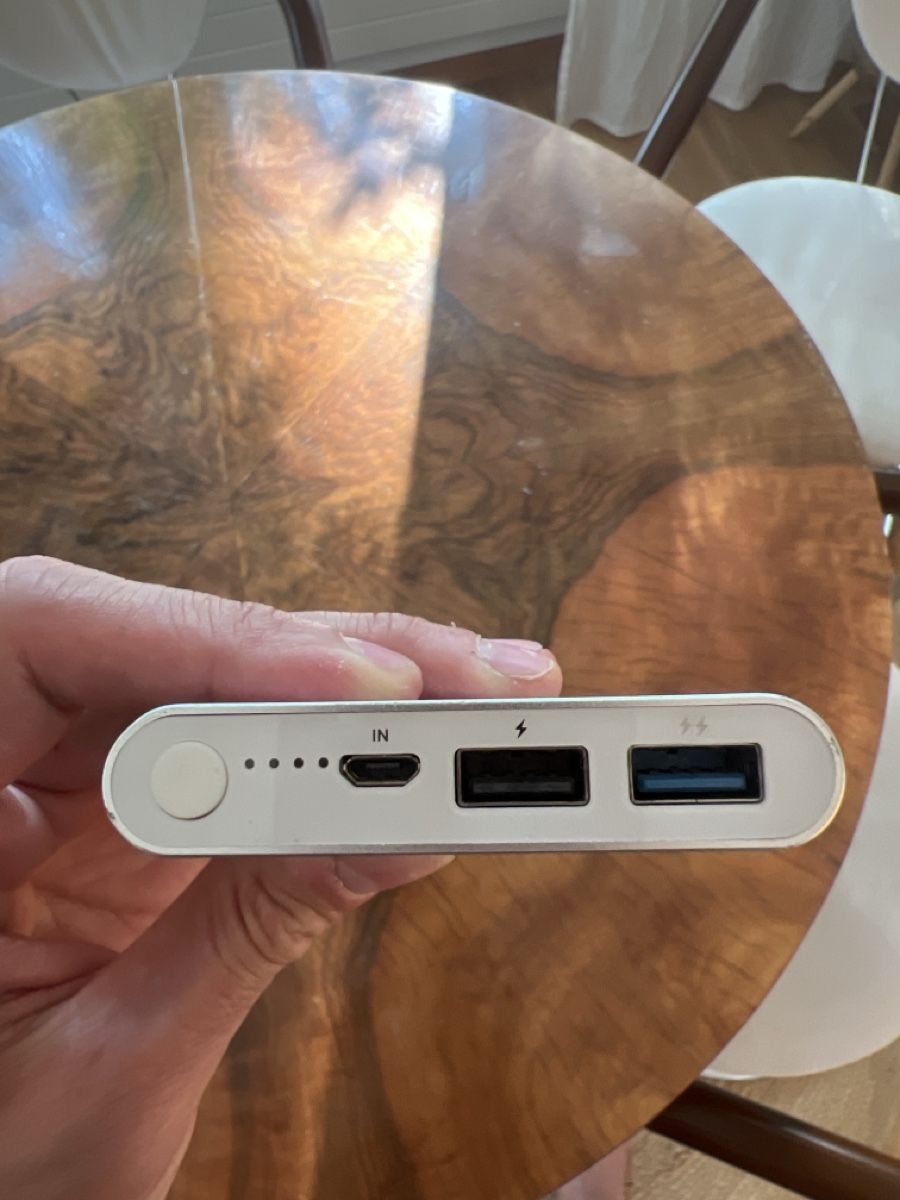 Batterie: PowerADD Power Bank 10000mAh Silver Used – Usato da Zürich venduto da vik_isi 1
