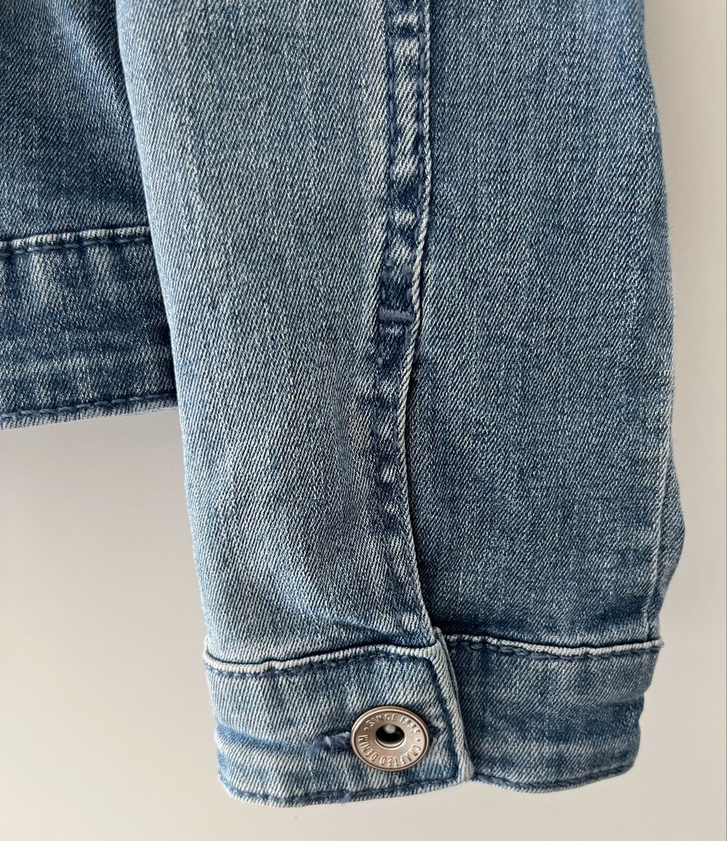 Jacken & Mäntel: Girly Rule Jeansjacke mit Schmetterlingen  – Gebraucht aus Basel von Lila11 3