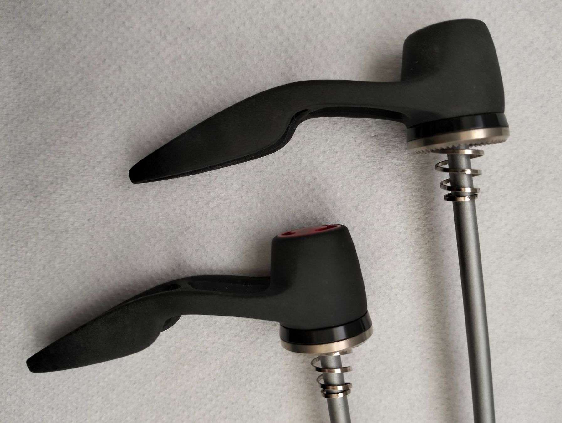 Swiss Pezzi di ricambio: DT Swiss Schnellspanner Set – Usato da Uster venduto da KarlZH 7