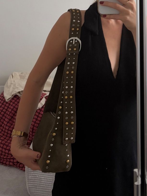 Mango Borse da donna: Mango Tasche mit Nieten – Nuovo (secondo la descrizione) da Sevelen venduto da sarah_selina